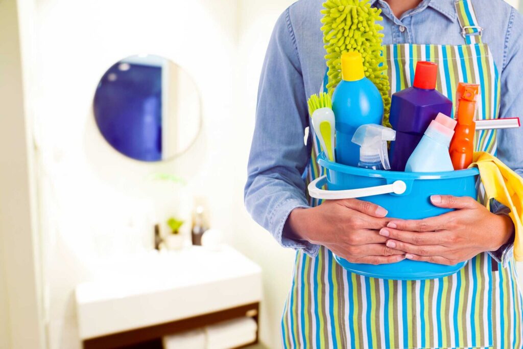 time saving bathroom cleaning ideas and tips